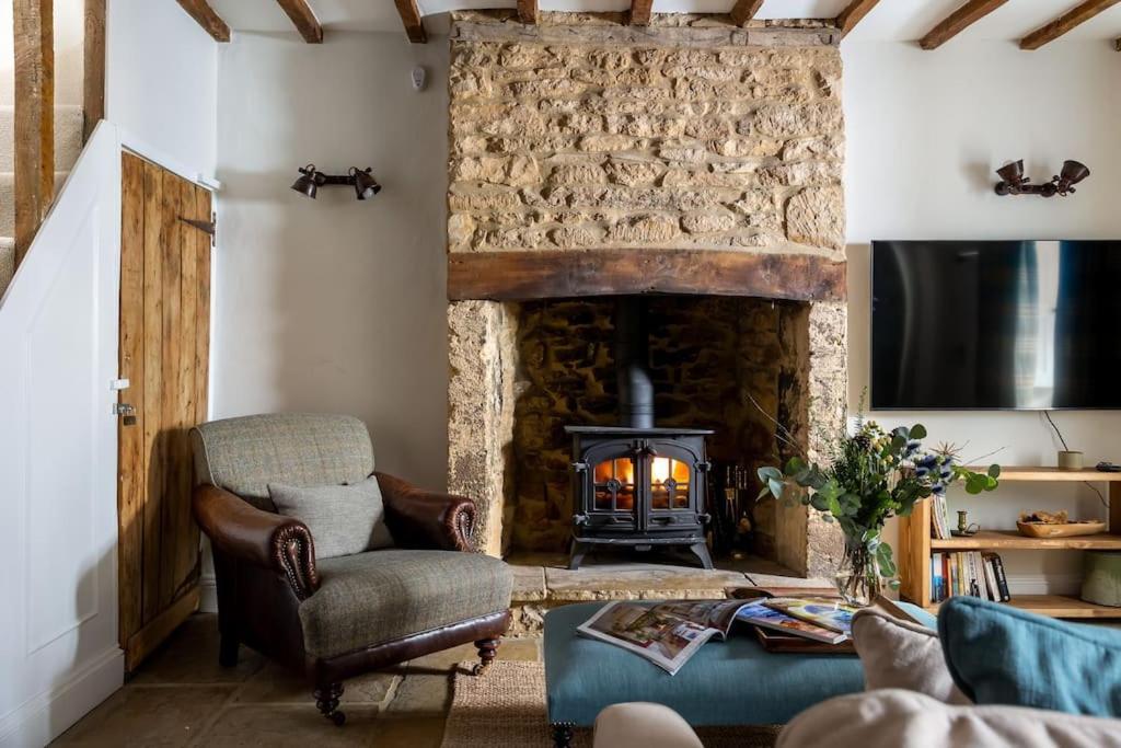 Charming 17Th Century Cotswold Cottage Adlestrop Zewnętrze zdjęcie
