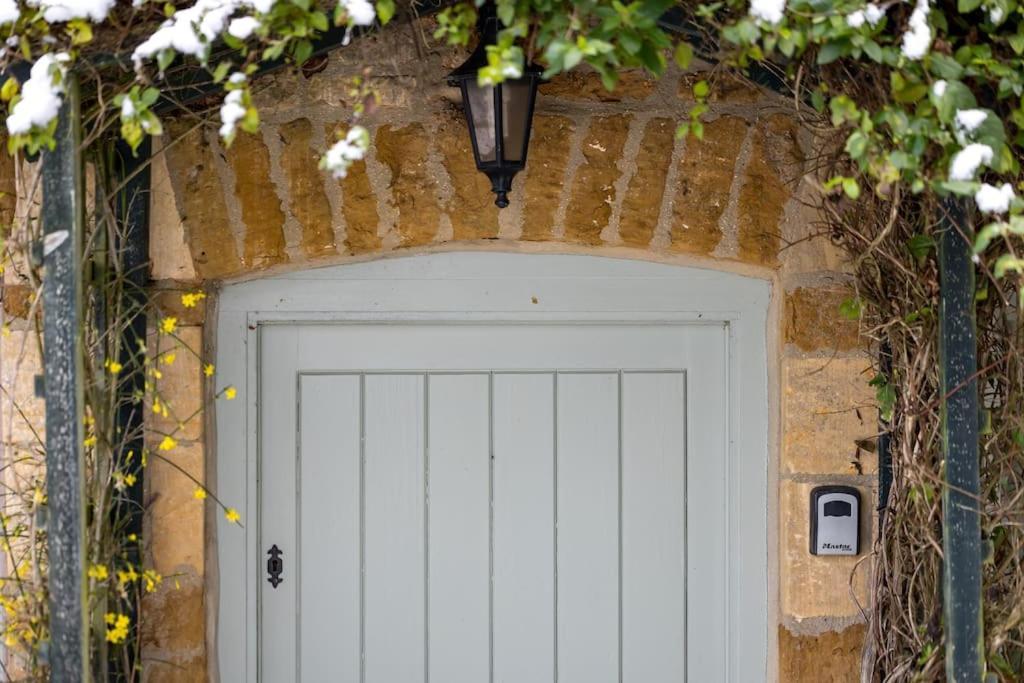 Charming 17Th Century Cotswold Cottage Adlestrop Zewnętrze zdjęcie